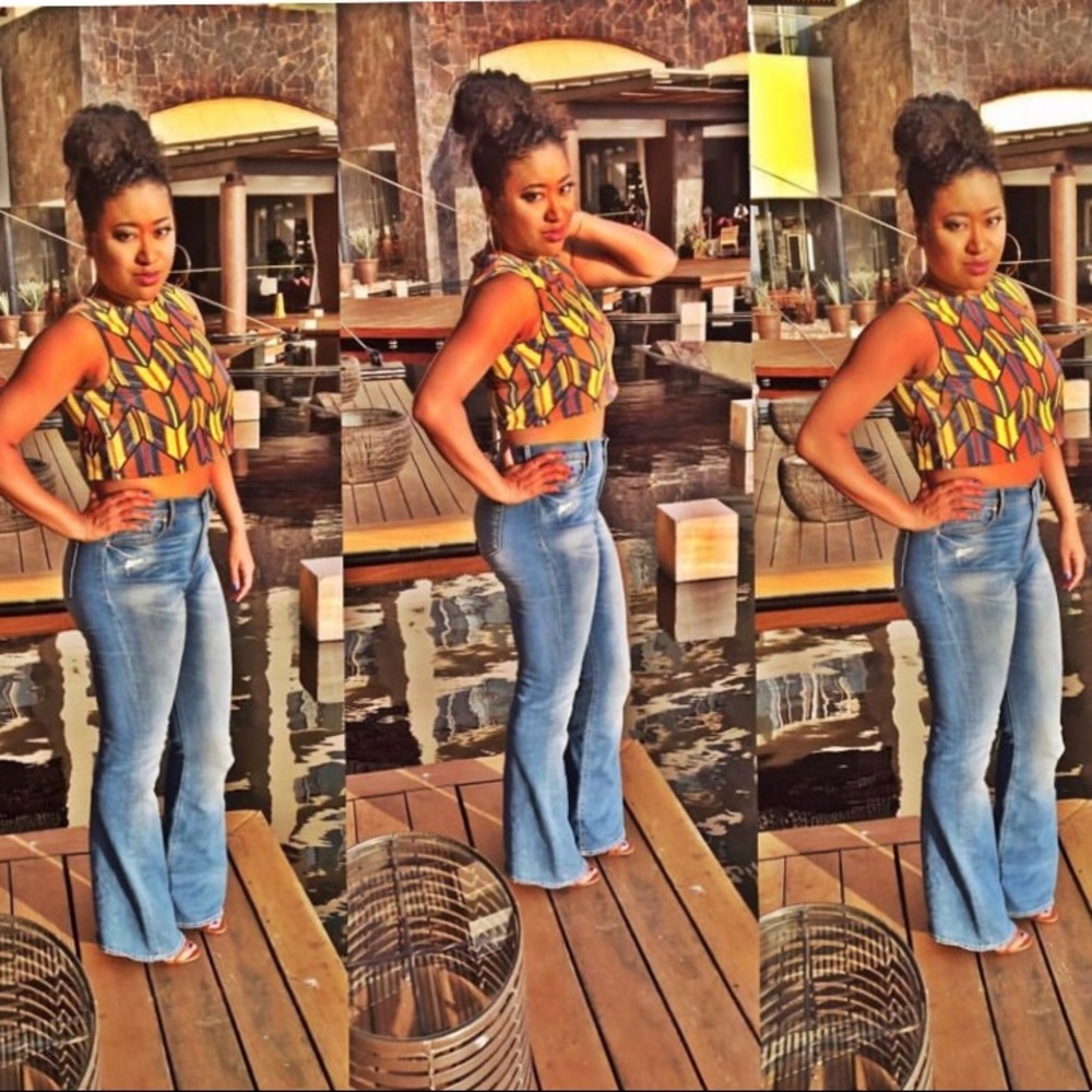 Geometric Print crop top with matching skirt set - Picture 3 of 3